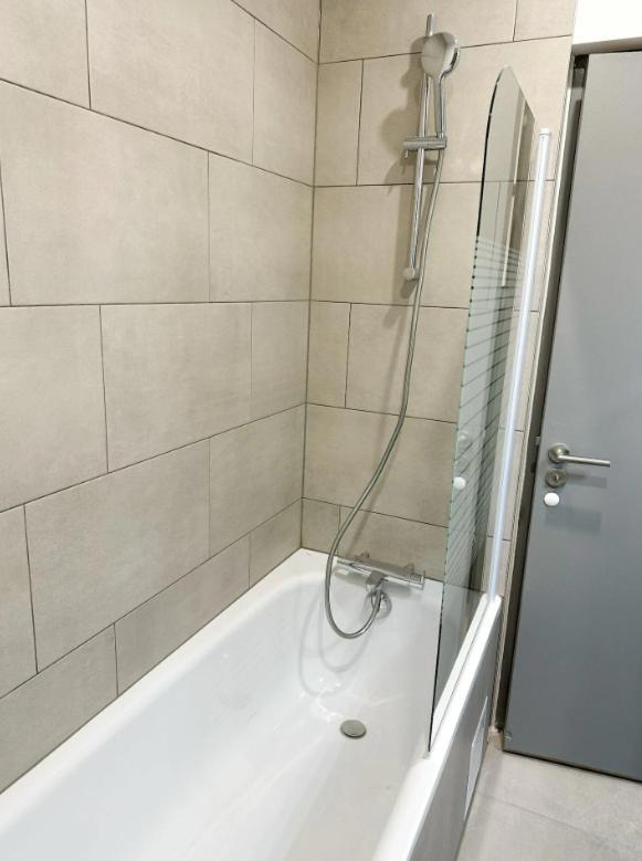 Rs-0 - Appartement F2 Au Rdc A Mulhouse Pour 1-3 Pers Екстер'єр фото